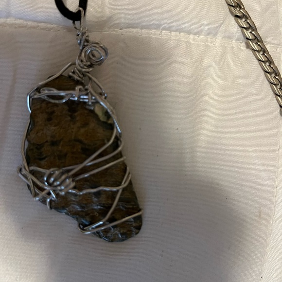 Custom and silver necklaces - Picture 2 of 4